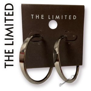 The Limited Hoop Earrings 1.5 inches color Black